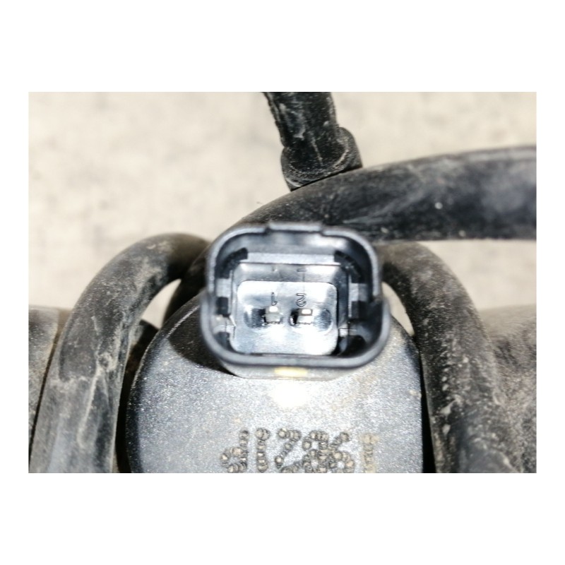 Recambio de deposito limpia para dacia sandero stepway referencia OEM IAM 289102837R 28918414R 28918269R