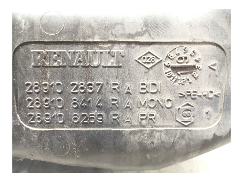 Recambio de deposito limpia para dacia sandero stepway referencia OEM IAM 289102837R 28918414R 28918269R