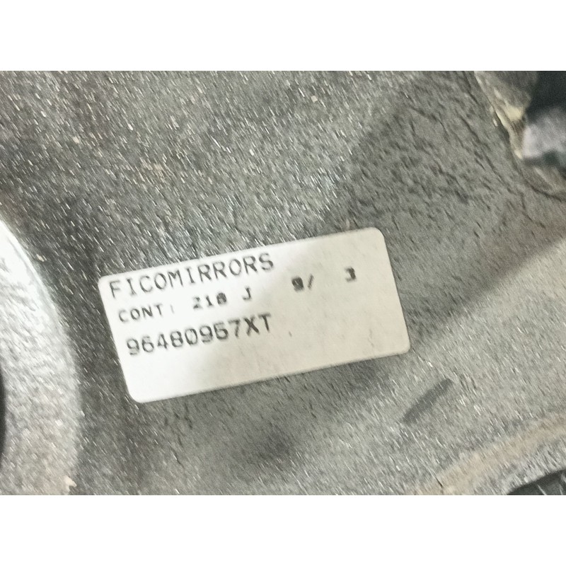 Recambio de retrovisor derecho para peugeot 206 berlina xs referencia OEM IAM   
