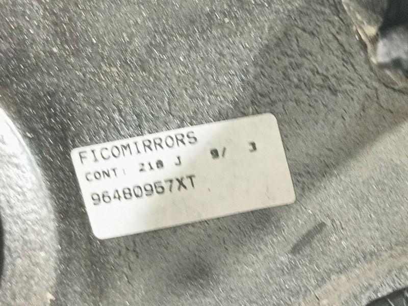 Recambio de retrovisor derecho para peugeot 206 berlina xs referencia OEM IAM   