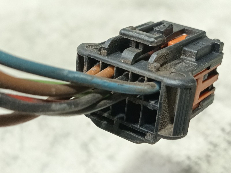 Recambio de retrovisor derecho para peugeot 206 berlina xs referencia OEM IAM   