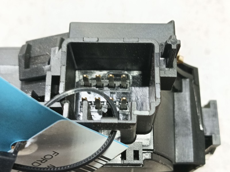 Recambio de mando intermitentes para ford fiesta (ccn) trend referencia OEM IAM   