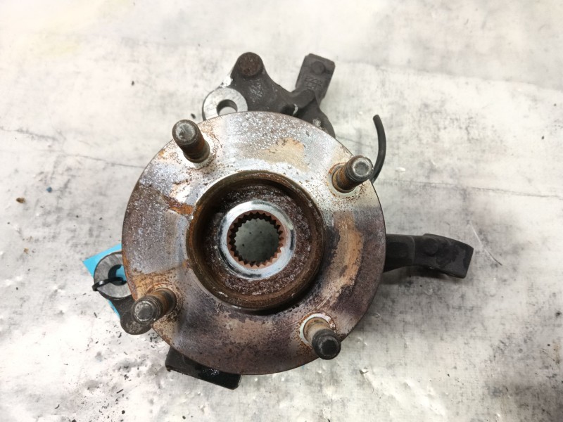 Recambio de mangueta delantera izquierda para ford fiesta (ccn) trend referencia OEM IAM   