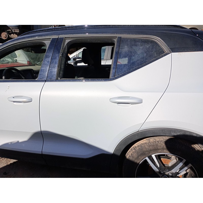 Recambio de puerta trasera izquierda para volvo xc40 (536) t3 referencia OEM IAM 32133739  