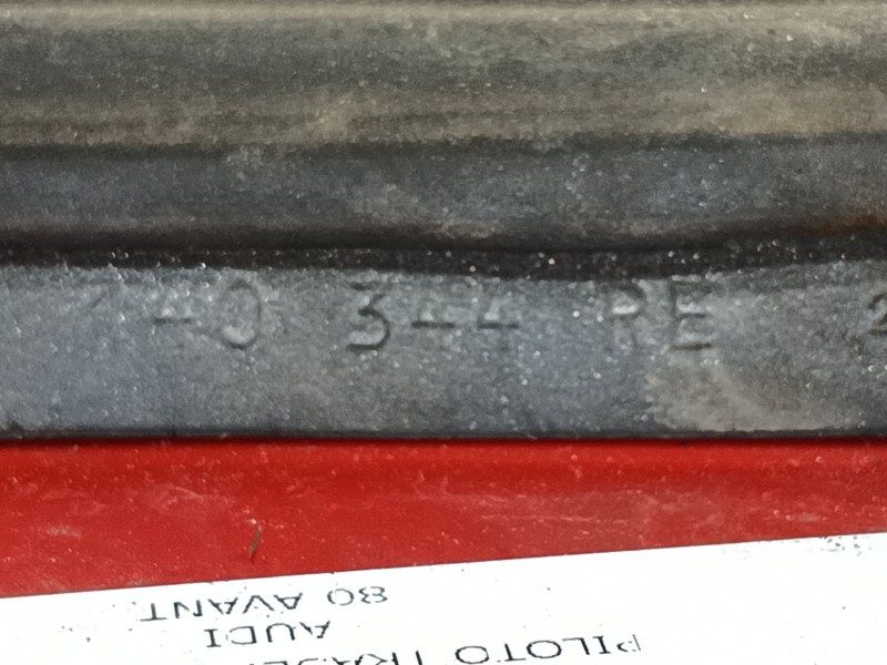 Recambio de piloto trasero derecho para audi 80 avant 1.9 tdi referencia OEM IAM   