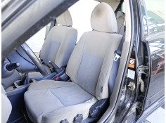 Recambio de asiento delantero izquierdo para nissan almera ii hatchback (n16) 1.8 referencia OEM IAM   