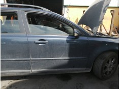Recambio de puerta delantera derecha para volvo v50 familiar 2.0 diesel cat referencia OEM IAM    2