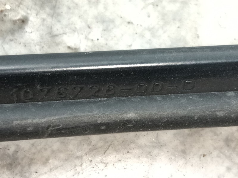 Recambio de brazo limpia delantero izquierdo para tesla model 3 (5yj3) ev awd referencia OEM IAM   