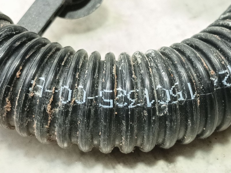 Recambio de tubo para tesla model 3 (5yj3) ev awd referencia OEM IAM   