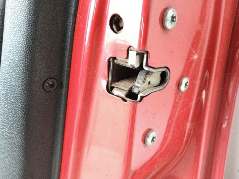 Recambio de puerta delantera derecha para opel corsa d cosmo referencia OEM IAM   