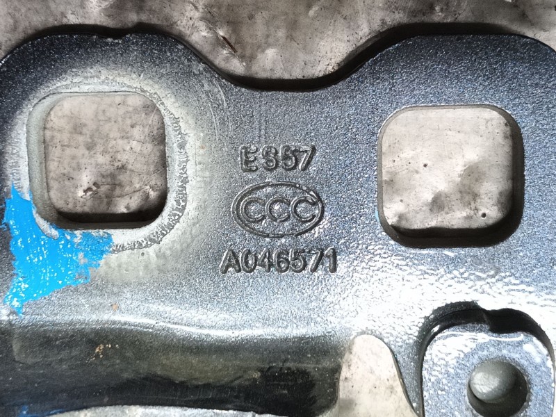 Recambio de bisagra para tesla model 3 (5yj3) ev awd referencia OEM IAM   