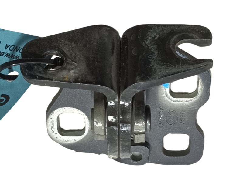 Recambio de bisagra para tesla model 3 (5yj3) ev awd referencia OEM IAM  A046571 D.DERECHA INFERIOR