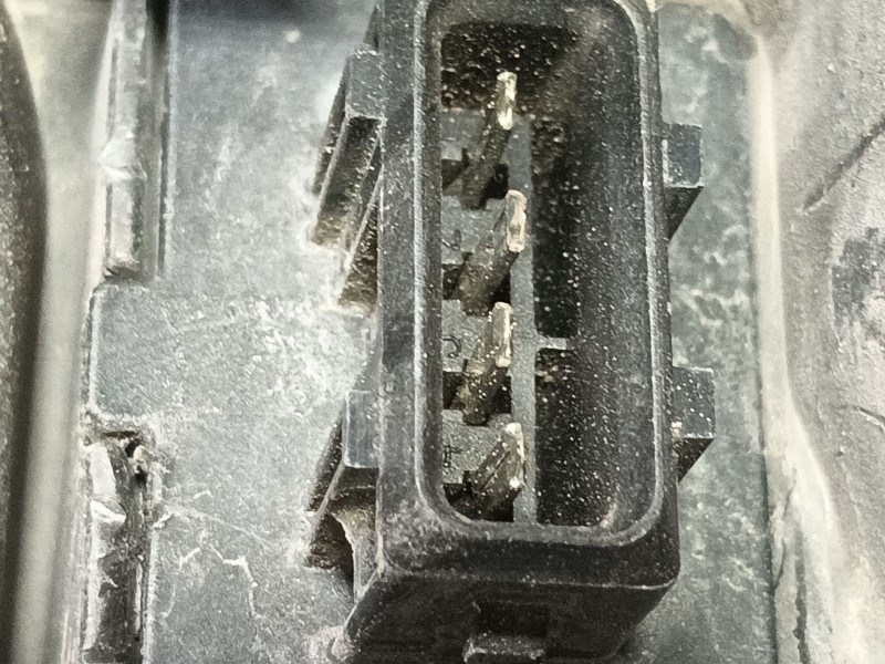 Recambio de faro izquierdo para volvo s70 berlina 2.5 d / tdi referencia OEM IAM  14734300L 