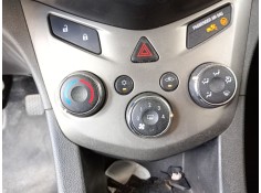 Recambio de mando calefaccion / aire acondicionado para chevrolet aveo hatchback (t300) 1.2 referencia OEM IAM   