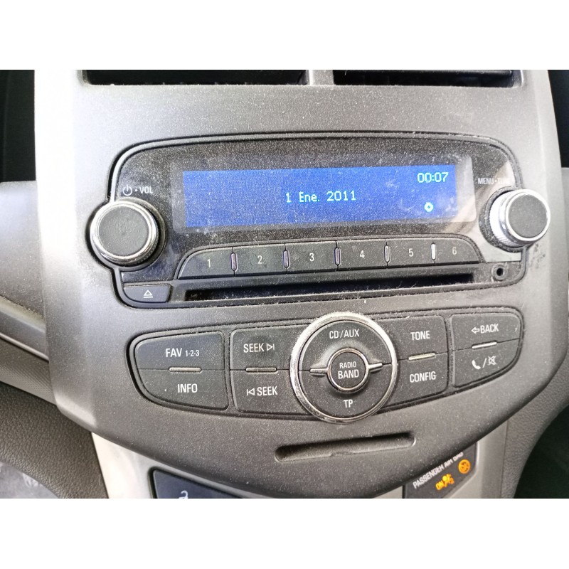 Recambio de sistema audio / radio cd para chevrolet aveo hatchback (t300) 1.2 referencia OEM IAM   