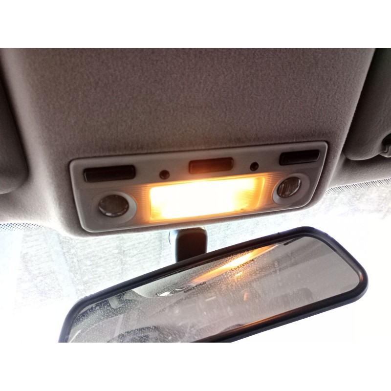 Recambio de luz interior para bmw 5 (e39) 525 tds referencia OEM IAM 0  