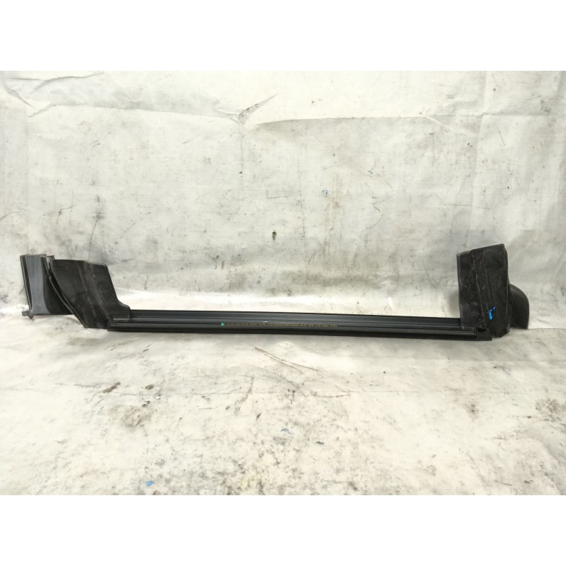 Recambio de moldura para tesla model 3 (5yj3) ev awd referencia OEM IAM  109050300F 