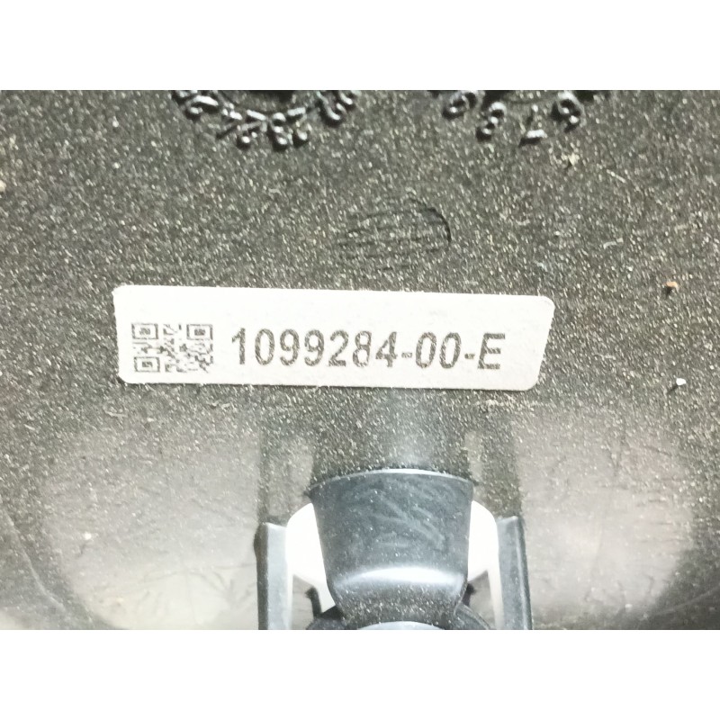 Recambio de moldura para tesla model 3 (5yj3) ev awd referencia OEM IAM   COLUMNA DIRECCION