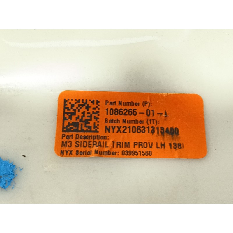 Recambio de moldura para tesla model 3 (5yj3) ev awd referencia OEM IAM   