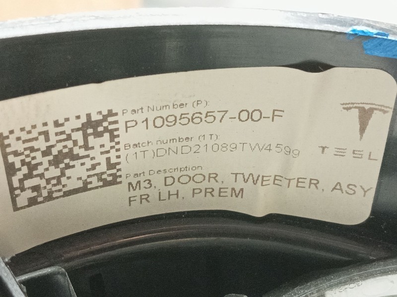 Recambio de altavoz para tesla model 3 (5yj3) ev awd referencia OEM IAM   