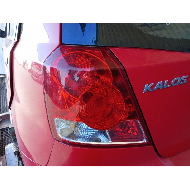 Recambio de piloto trasero izquierdo para chevrolet kalos 1.2 se referencia OEM IAM 96540268 300266L 