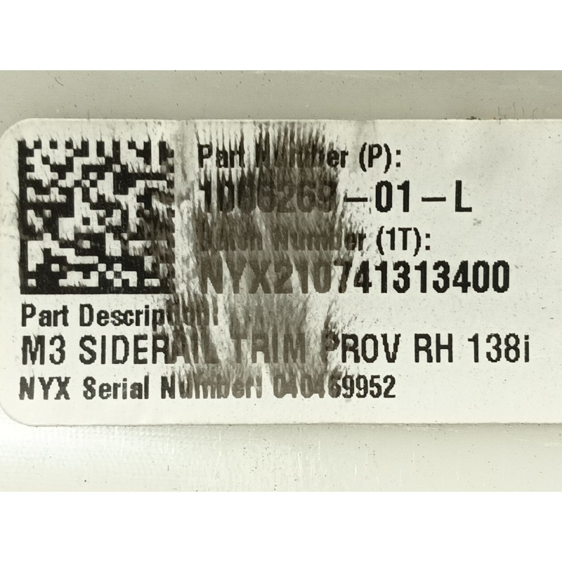 Recambio de moldura para tesla model 3 (5yj3) ev awd referencia OEM IAM   