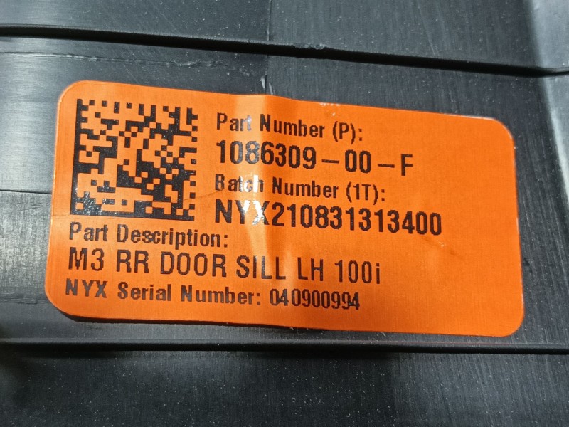 Recambio de moldura para tesla model 3 (5yj3) ev awd referencia OEM IAM   