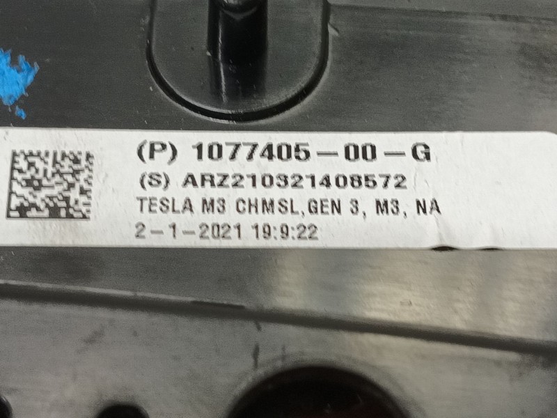 Recambio de luz central de freno para tesla model 3 (5yj3) ev awd referencia OEM IAM   