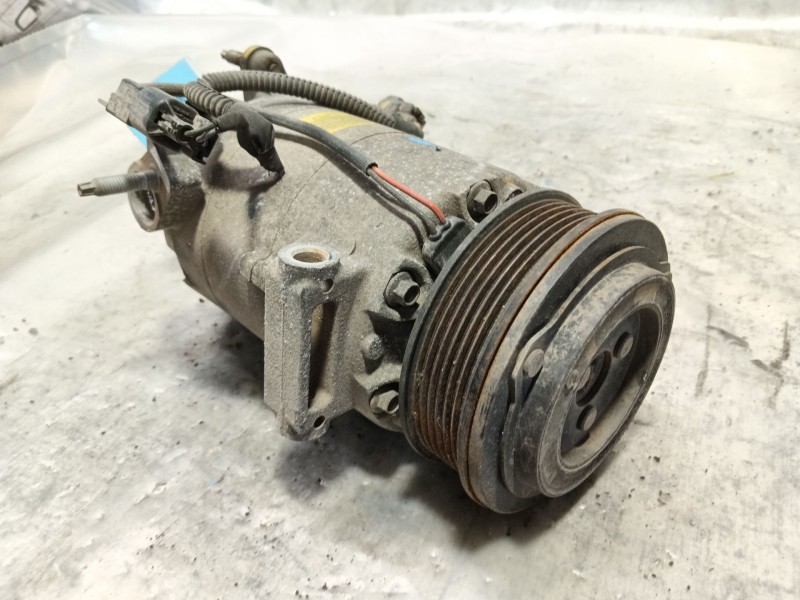 Recambio de compresor aire acondicionado para ford fiesta (ccn) trend referencia OEM IAM   