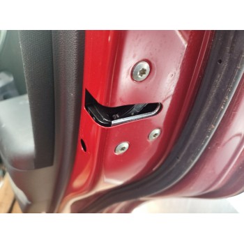 CERRADURA PUERTA TRASERA DERECHA 