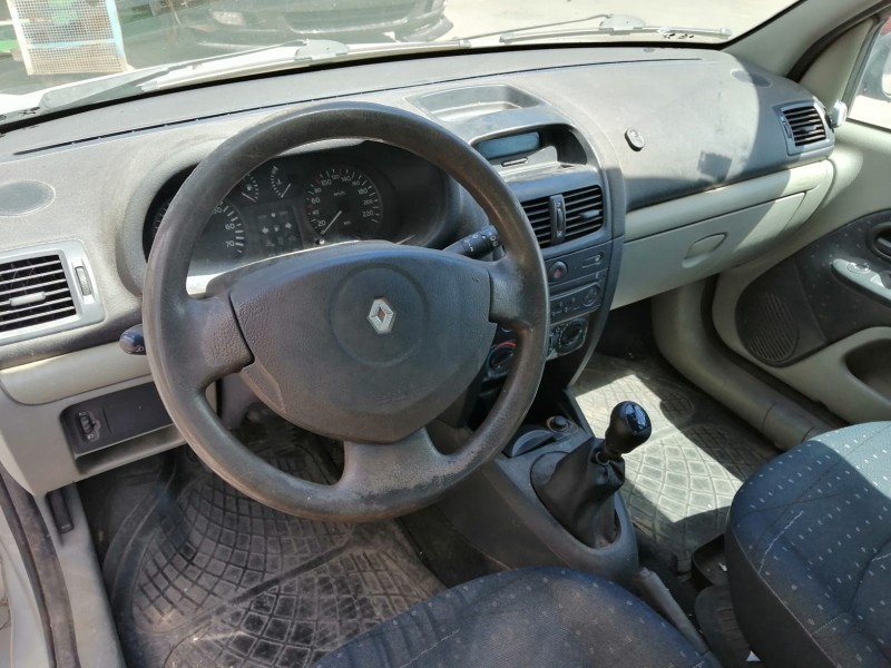 renault clio ii (bb_, cb_) del año 2003