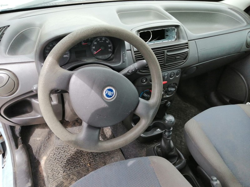 fiat punto (188_) del año 2003