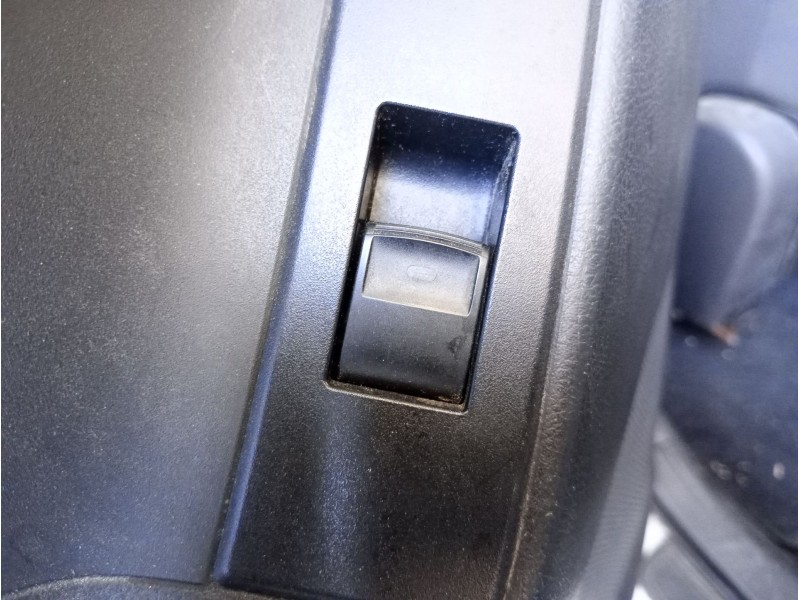 Recambio de mando elevalunas trasero izquierdo para toyota verso (_r2_) 1.6 d4-d (war20_) referencia OEM IAM   