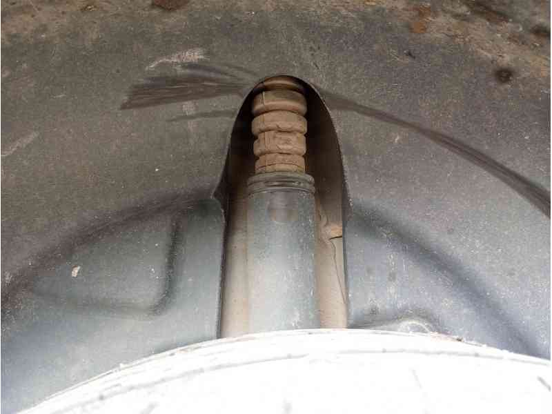 Recambio de amortiguador trasero izquierdo para renault captur i (j5_, h5_) 1.5 dci 90 referencia OEM IAM   