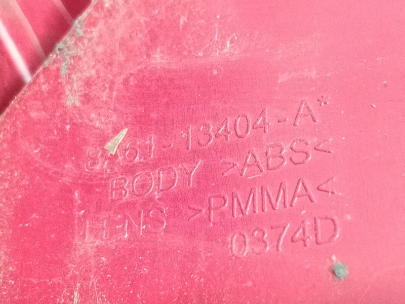 Recambio de piloto trasero derecho para ford fiesta (cb1) ghia referencia OEM IAM   