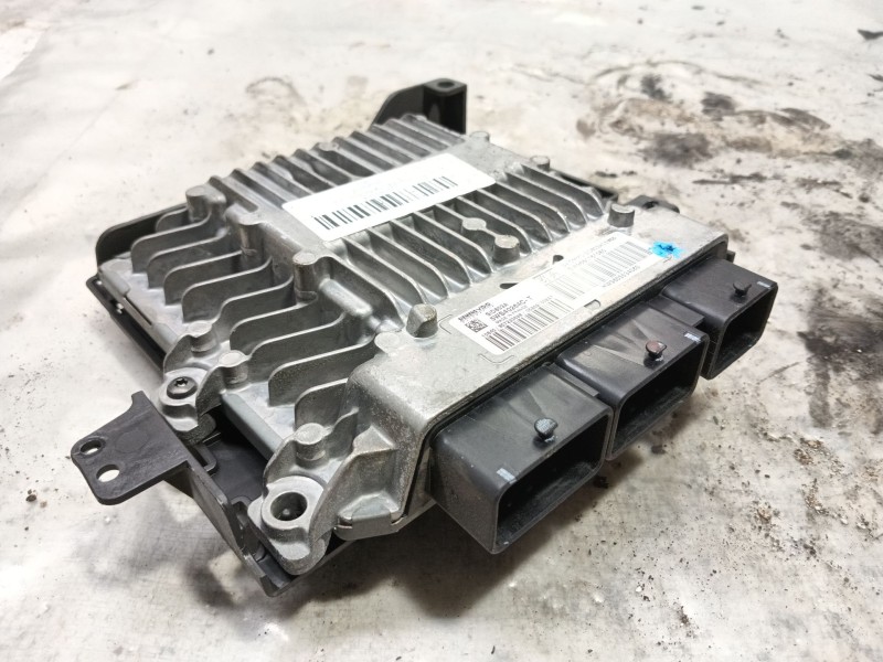 Recambio de centralita motor uce para peugeot 407 st sport referencia OEM IAM   