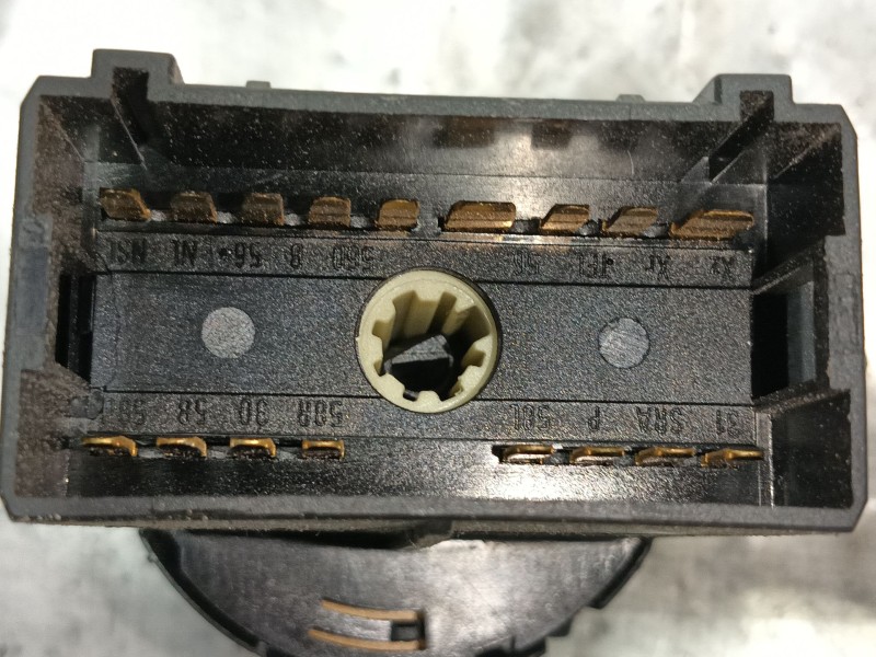 Recambio de mando luces para volkswagen polo (9n_, 9a_) 1.4 16v referencia OEM IAM   