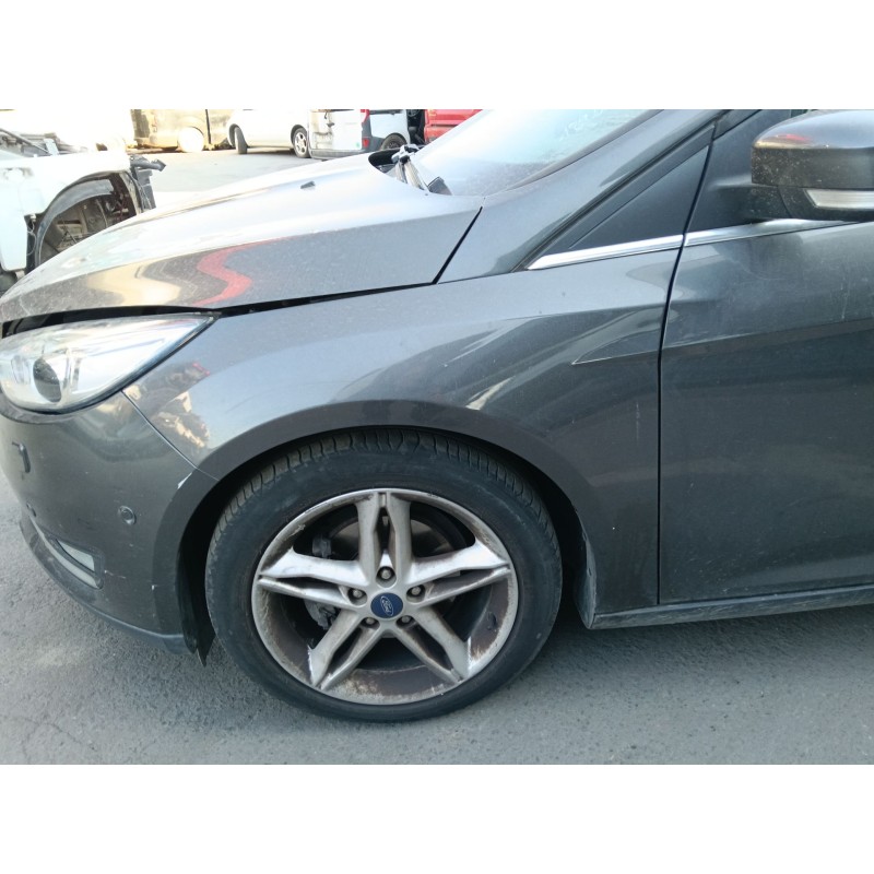 Recambio de aleta delantera izquierda para ford focus iii 1.0 ecoboost referencia OEM IAM 2171304  