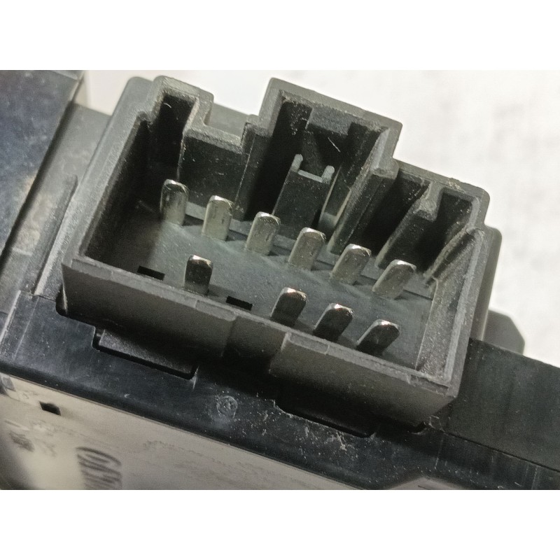 Recambio de mando elevalunas delantero izquierdo para volvo xc70 kinetic awd referencia OEM IAM  30798804 