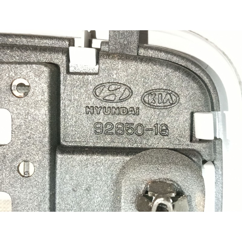 Recambio de luz interior para kia rio ii (jb) 1.4 16v referencia OEM IAM  928501G 