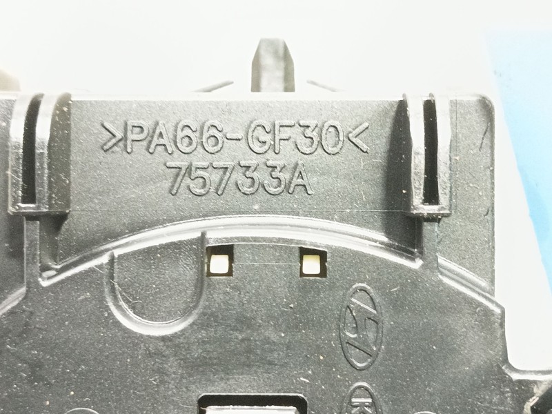 Recambio de mando limpia para kia rio ii (jb) 1.4 16v referencia OEM IAM   