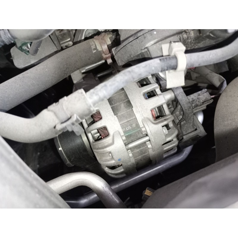 Recambio de alternador para renault clio iv (bh_) 0.9 tce 90 referencia OEM IAM   