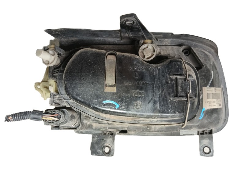 Recambio de faro izquierdo para volkswagen polo (6n2) 1.9 sdi referencia OEM IAM   