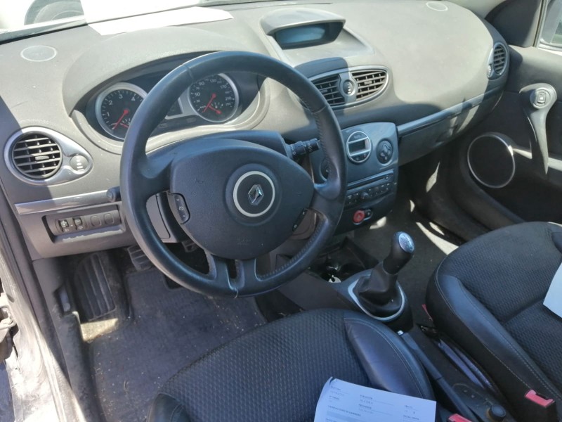 renault clio iii grandtour (kr0/1_) del año 2009