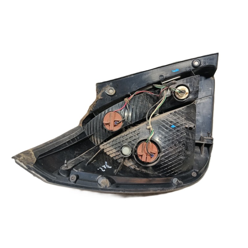 Recambio de piloto trasero derecho para kia rio ii (jb) 1.4 16v referencia OEM IAM   