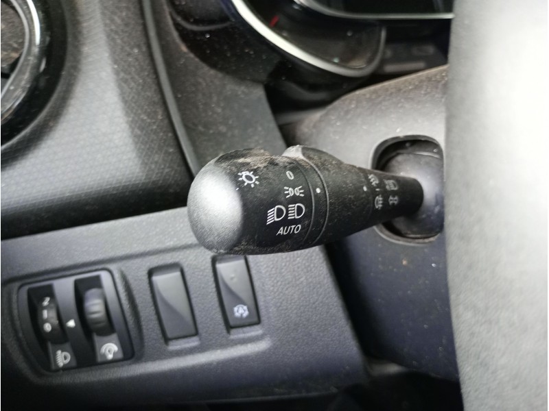 Recambio de mando luces para renault clio iv (bh_) 0.9 tce 90 referencia OEM IAM   