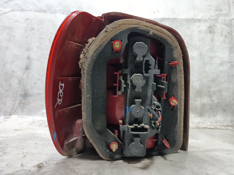 Recambio de piloto trasero derecho para volkswagen polo (6n2) 1.9 sdi referencia OEM IAM   