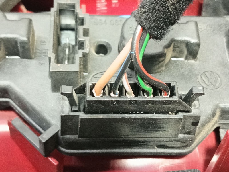 Recambio de piloto trasero derecho para volkswagen polo (6n2) 1.9 sdi referencia OEM IAM   