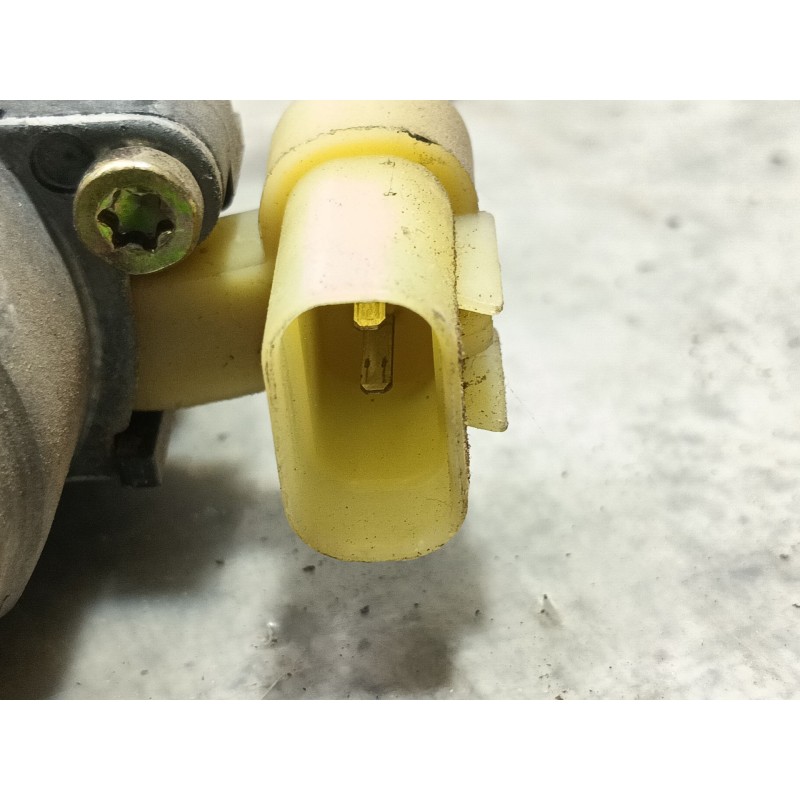 Recambio de elevalunas delantero izquierdo para kia rio ii (jb) 1.4 16v referencia OEM IAM   