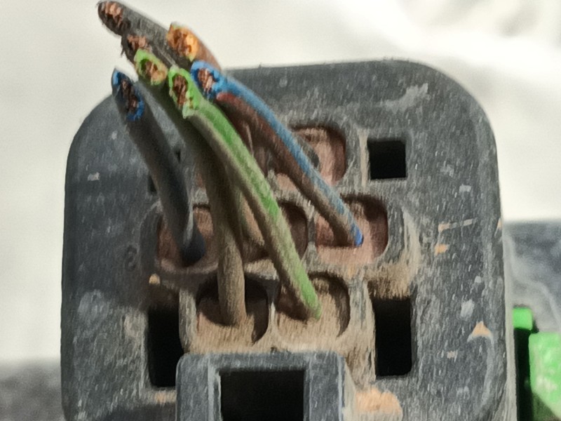 Recambio de faro derecho para ford fusion (cbk) + referencia OEM IAM   